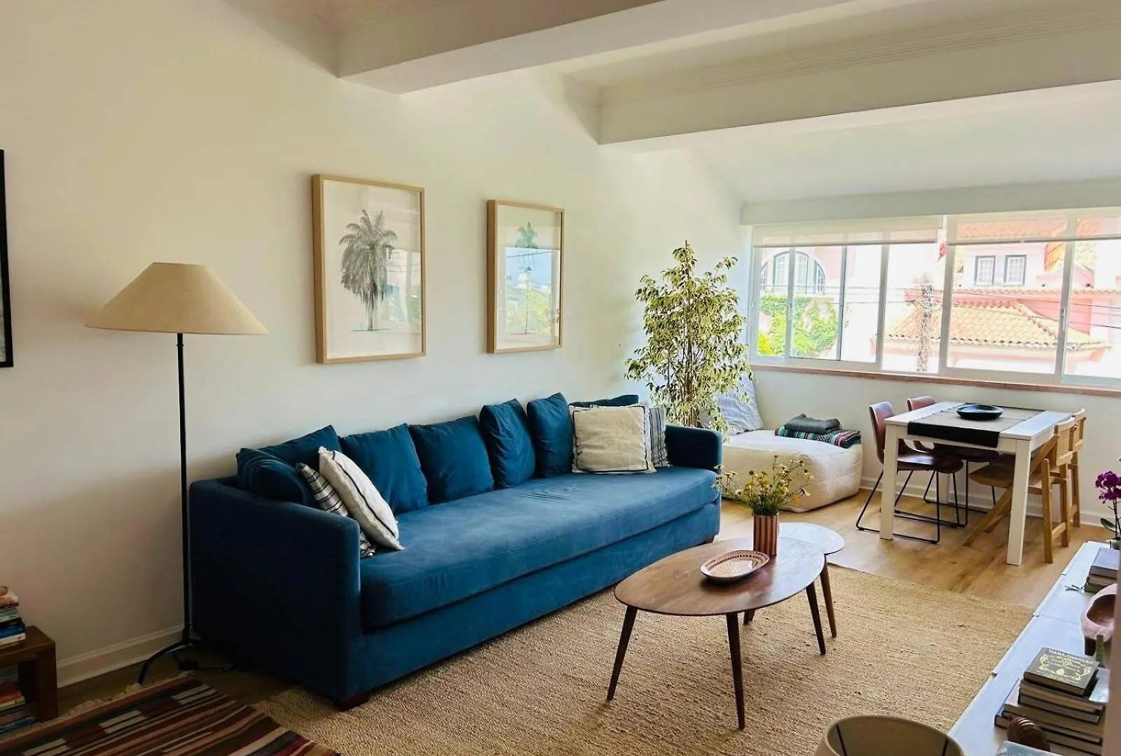 Peaceful 2 Bd In Monte Estoril Apartment