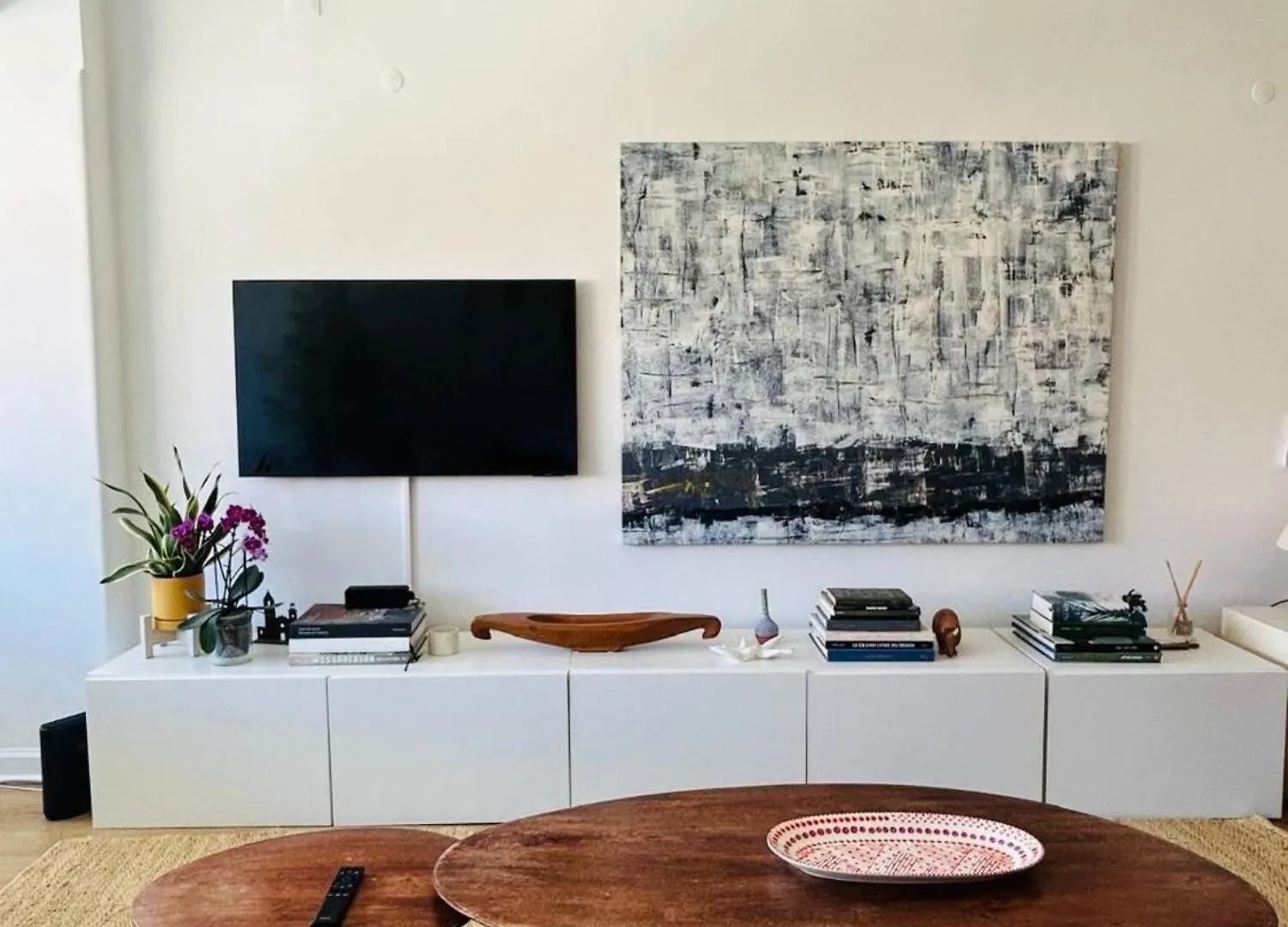 Peaceful 2 Bd In Monte Estoril Apartment